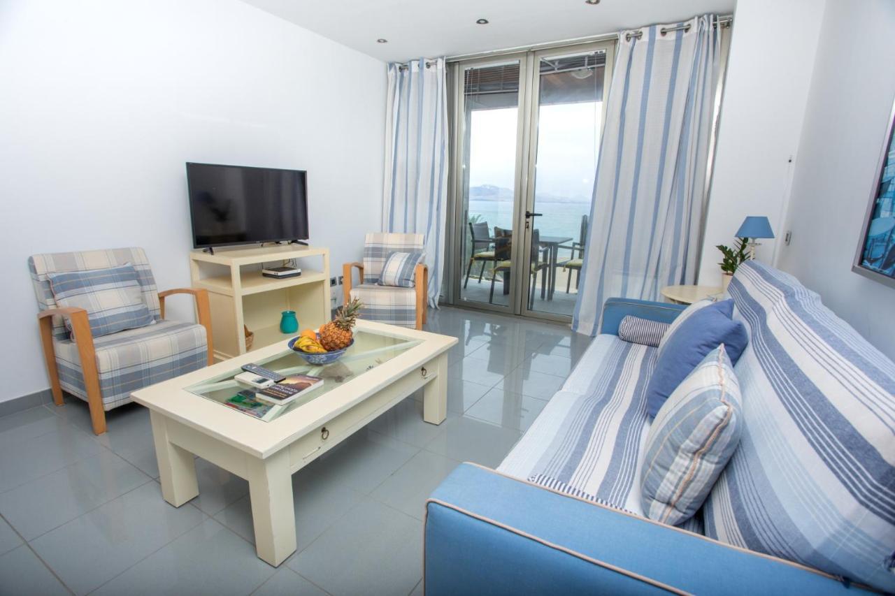 Great Balcony Over Blue Sea By Canariasgetaway لاس بالماس دي غران كاناريا المظهر الخارجي الصورة